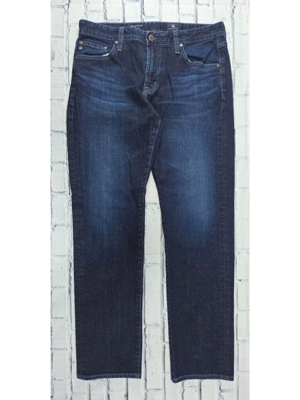 AG Adriano Goldschmied The Graduate Tailored Leg Jeans 32x32